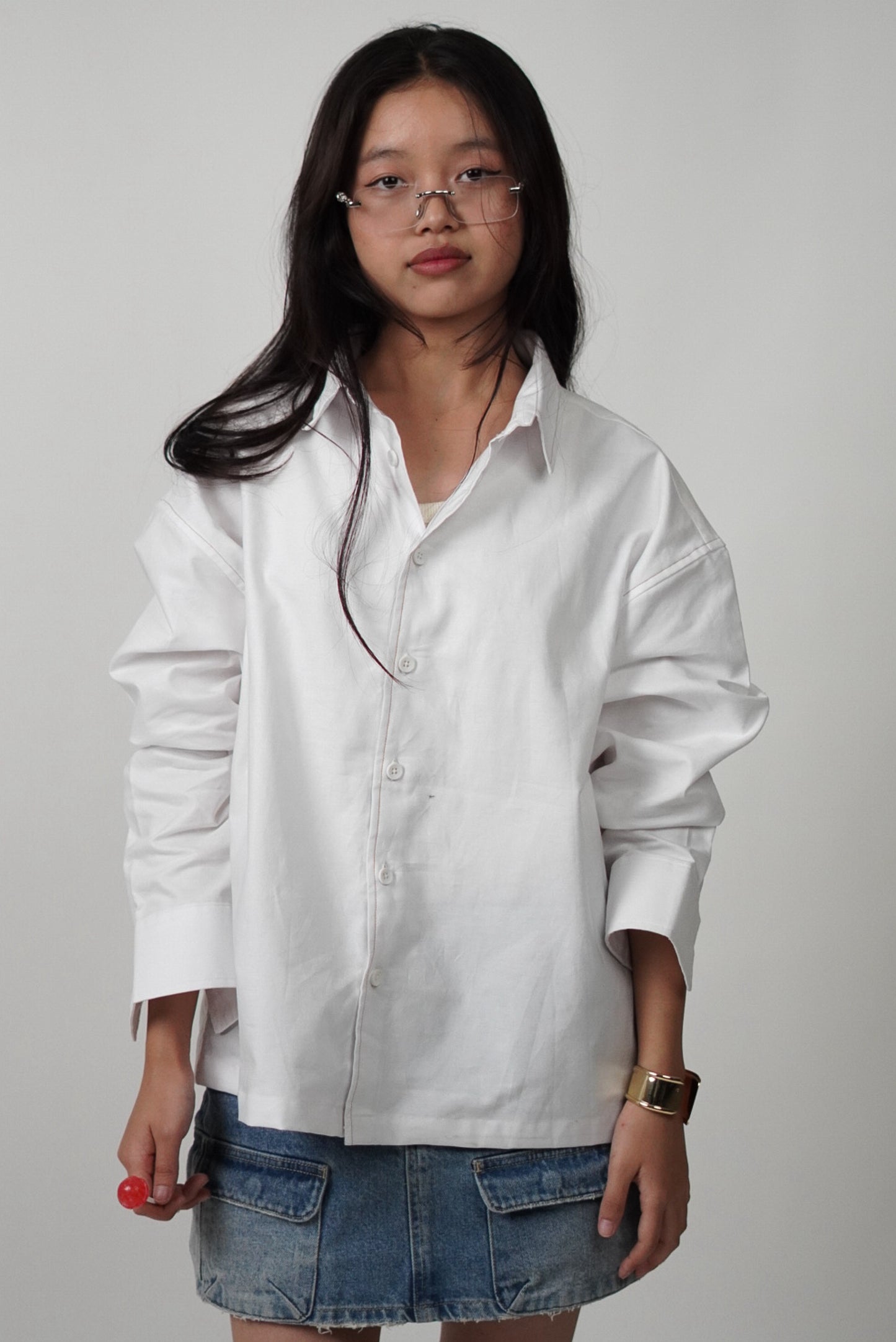 VOCS solid boxy crop ( white edition )